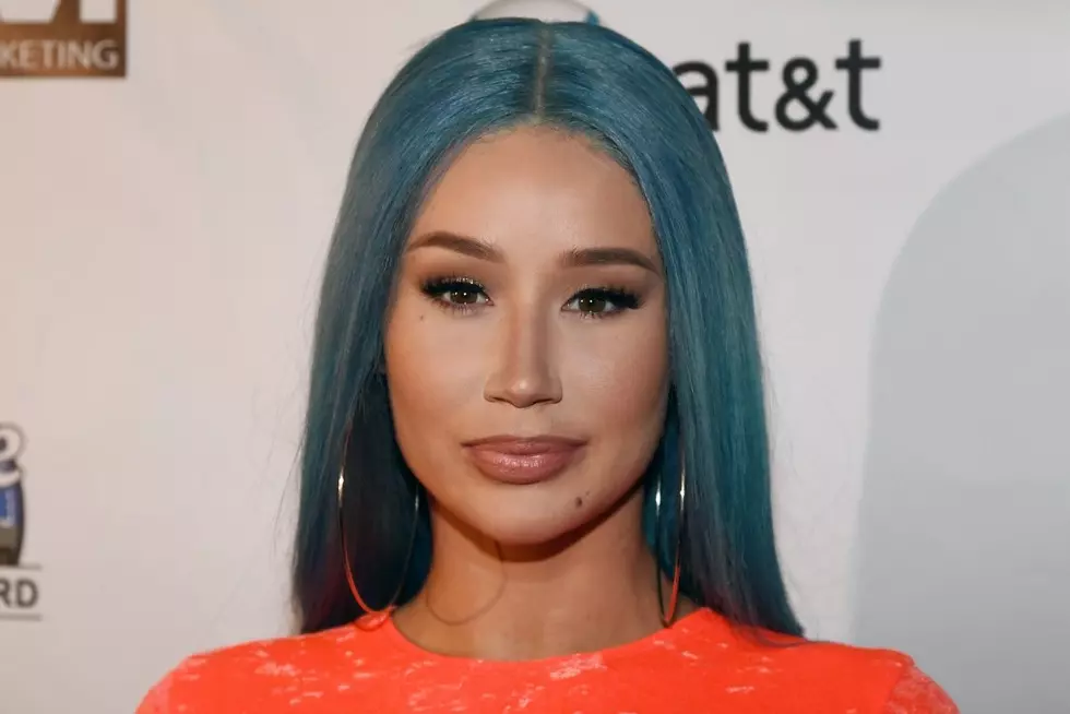 Iggy Azalea Debuts Green Hair to Tease Upcoming New Music
