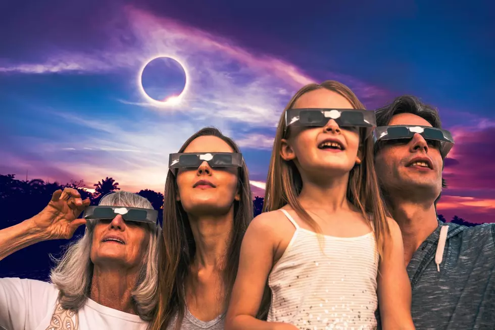 Most Popular Grocery Store In Iowa Has Solar Eclipse Glasses