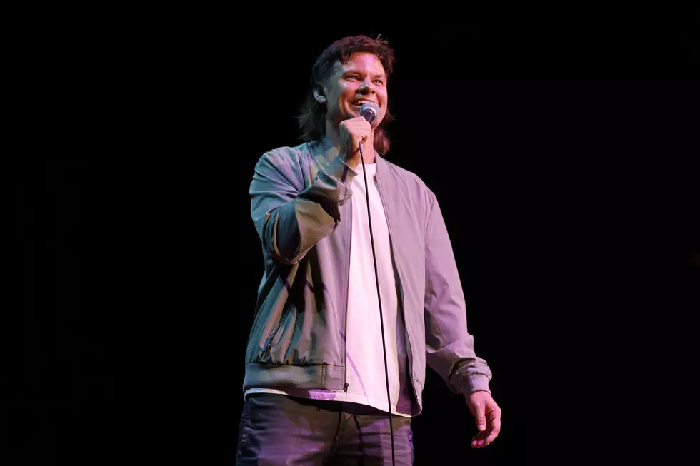 Theo Von is bringing his popular comedy tour to Vibrant Arena