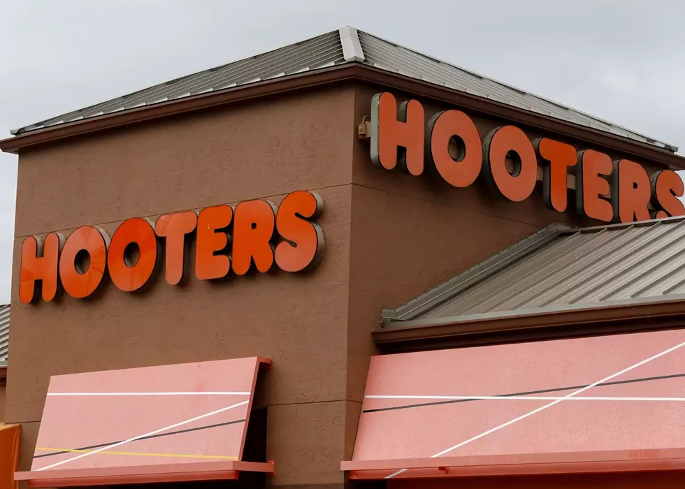 Hooters Suddenly Shutters Dozens Of Restaurants, Including Ones In Illinois And Wisconsin